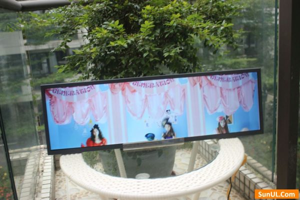 14.1 inch stretched LCD display